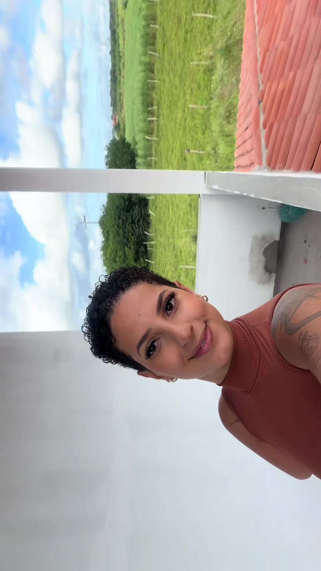 @lari gomes