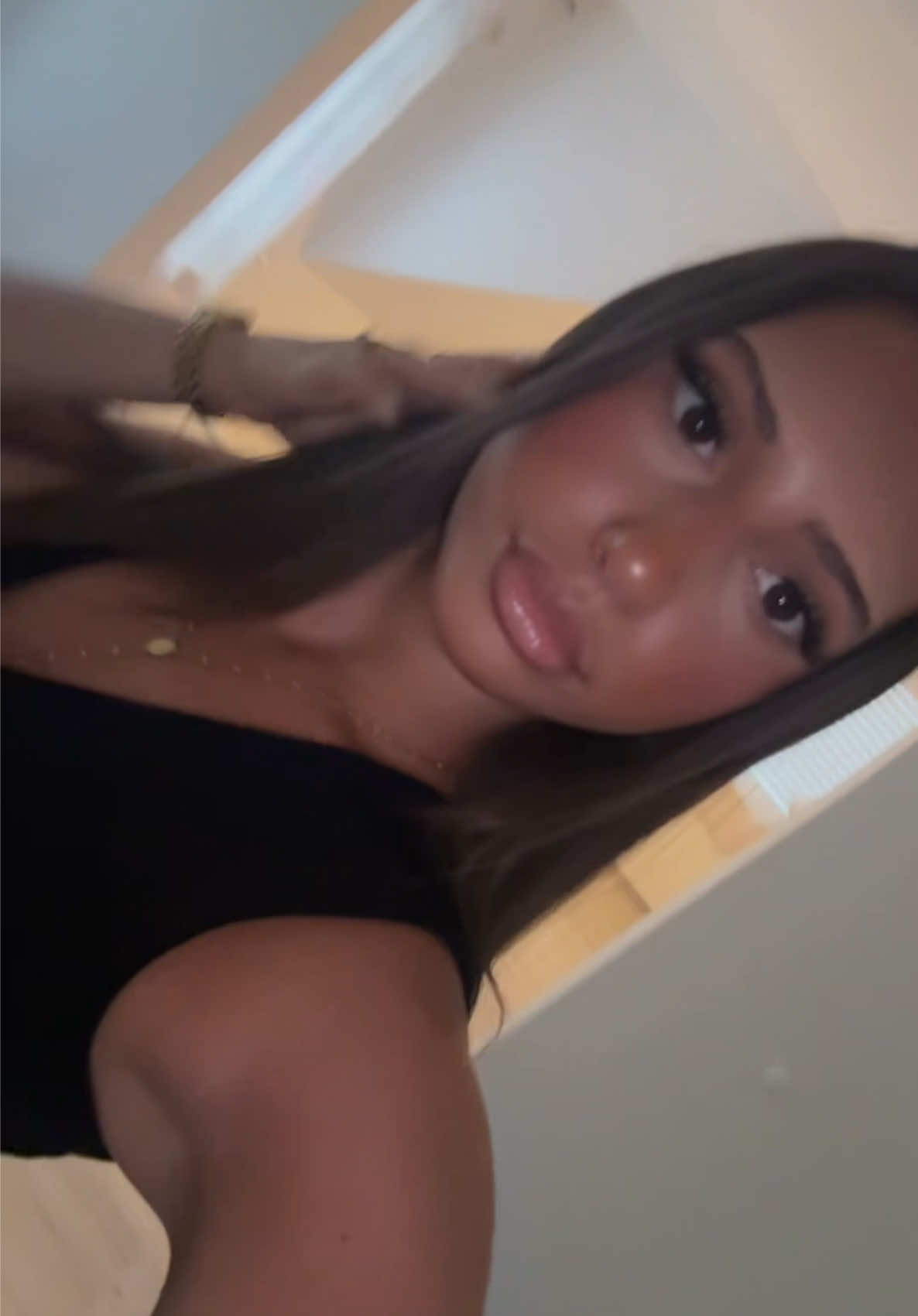 @𝐥𝐚𝐧𝐚