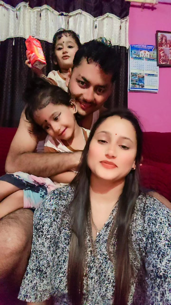 @LuxMee Awasthi
