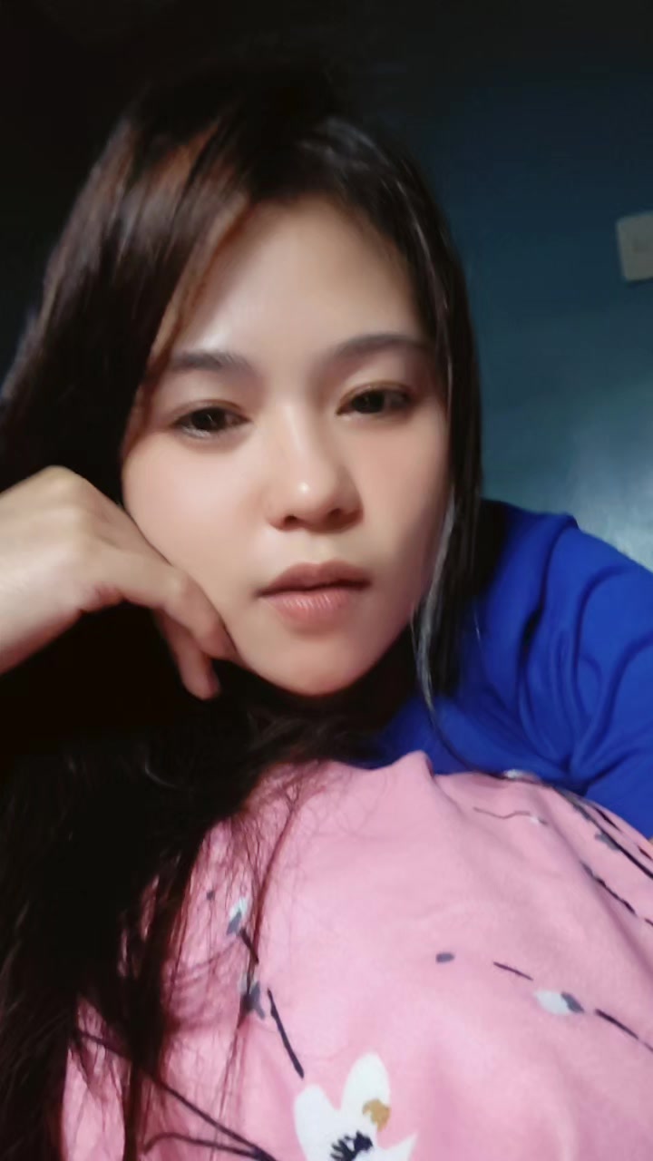 @Desiree🩷🩵