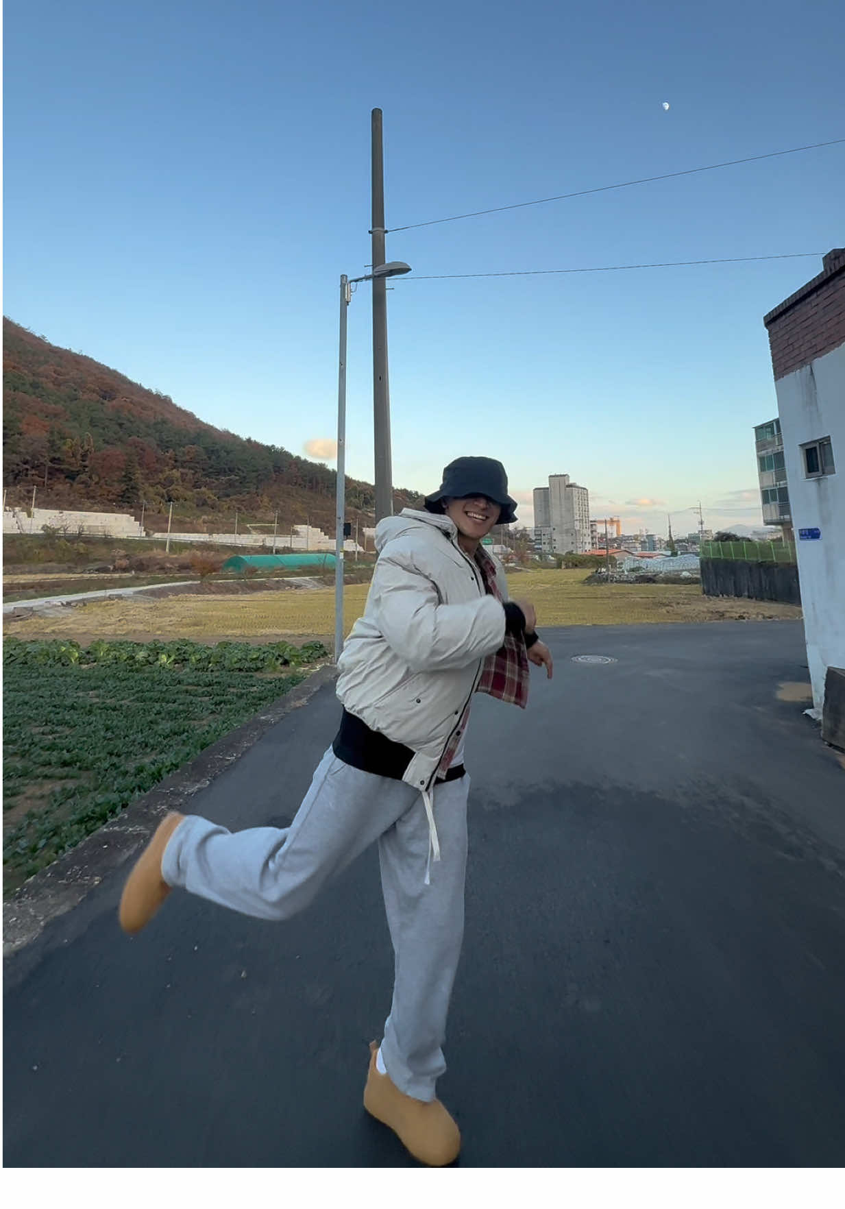 @RAKAL BOMZAN🇰🇷🇳🇵