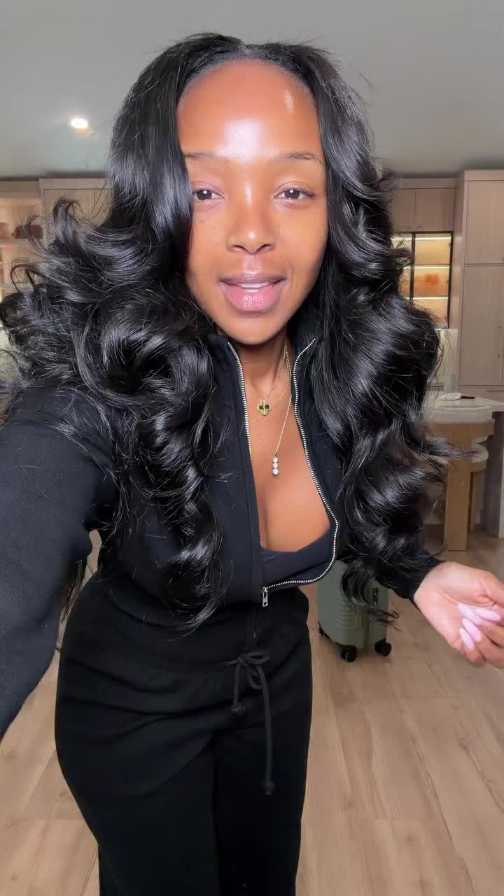 @Kira | Amazon Fashion Finds