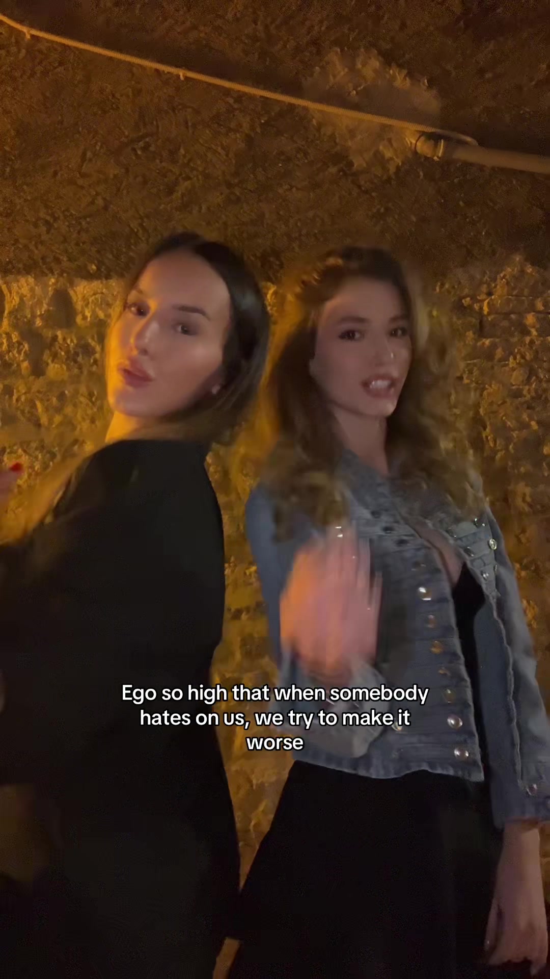 @Ela