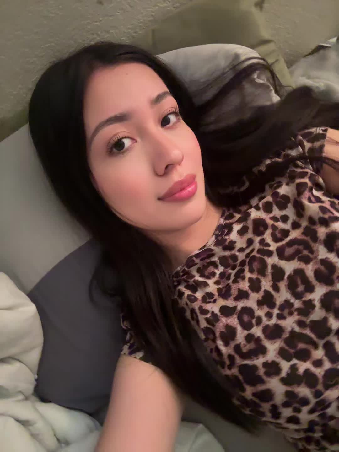@naomi