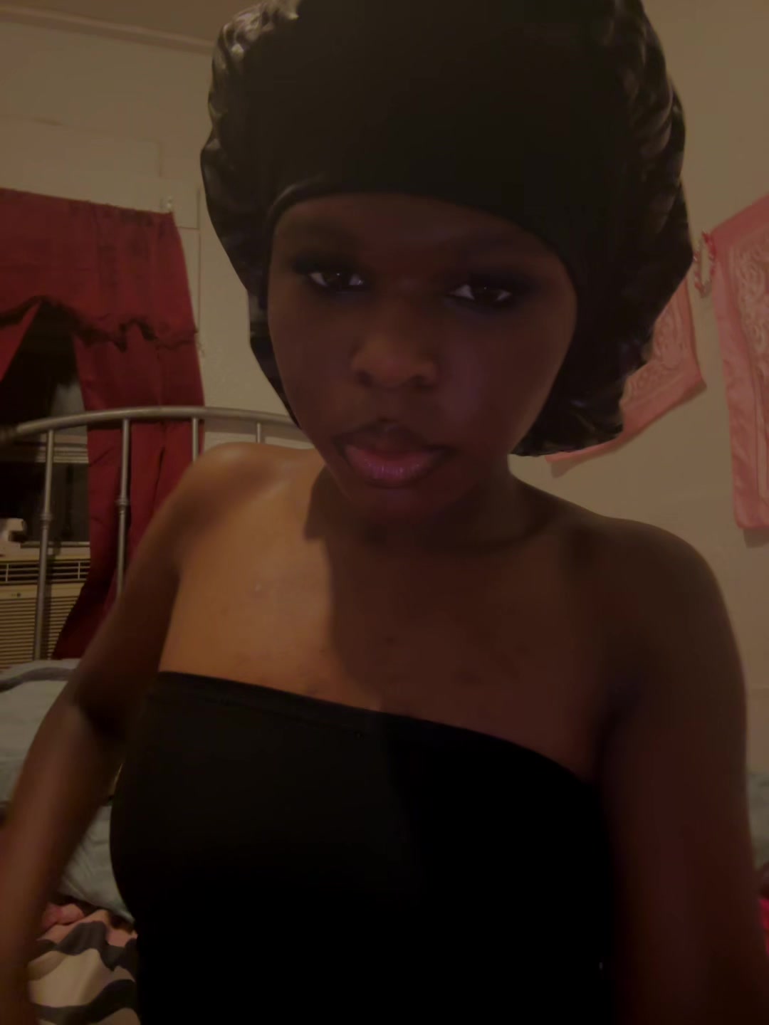@Leana