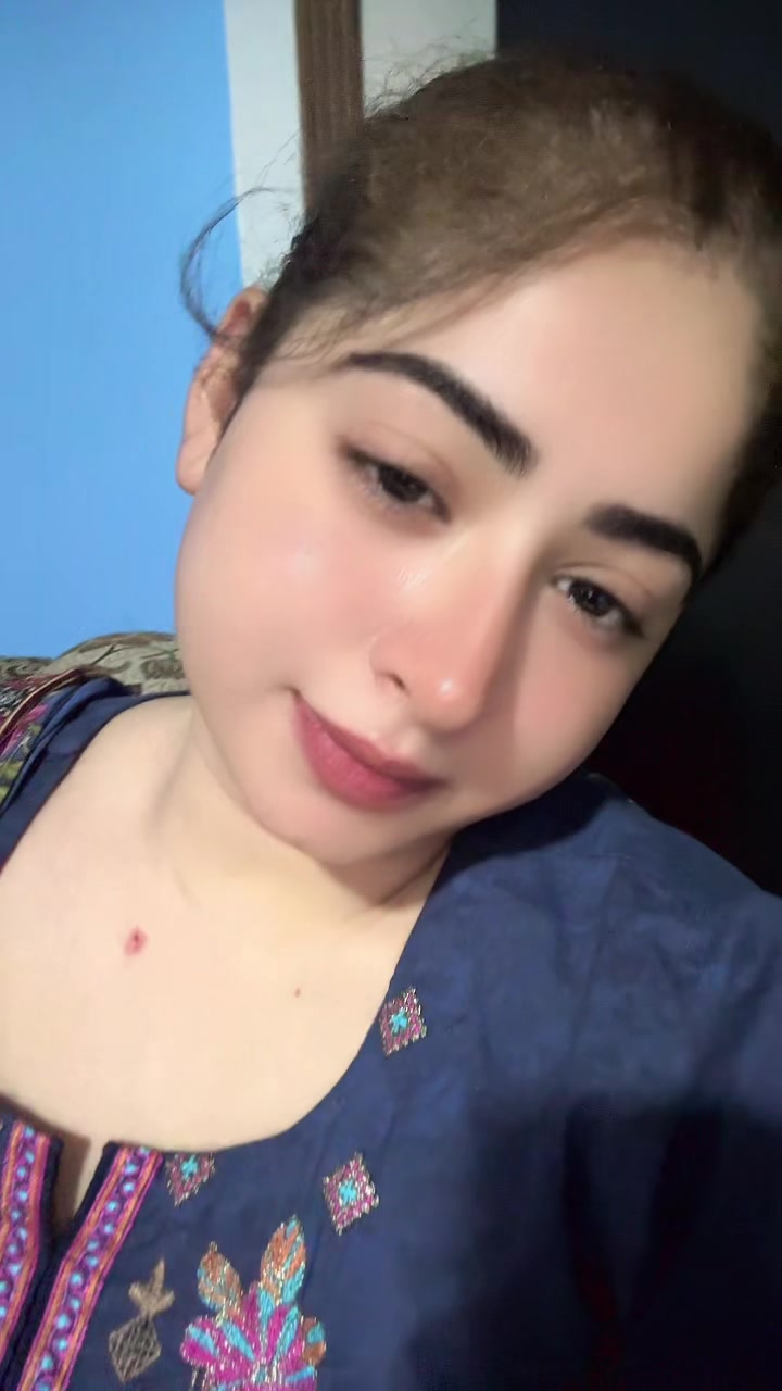 @ملکہ 😍❤️