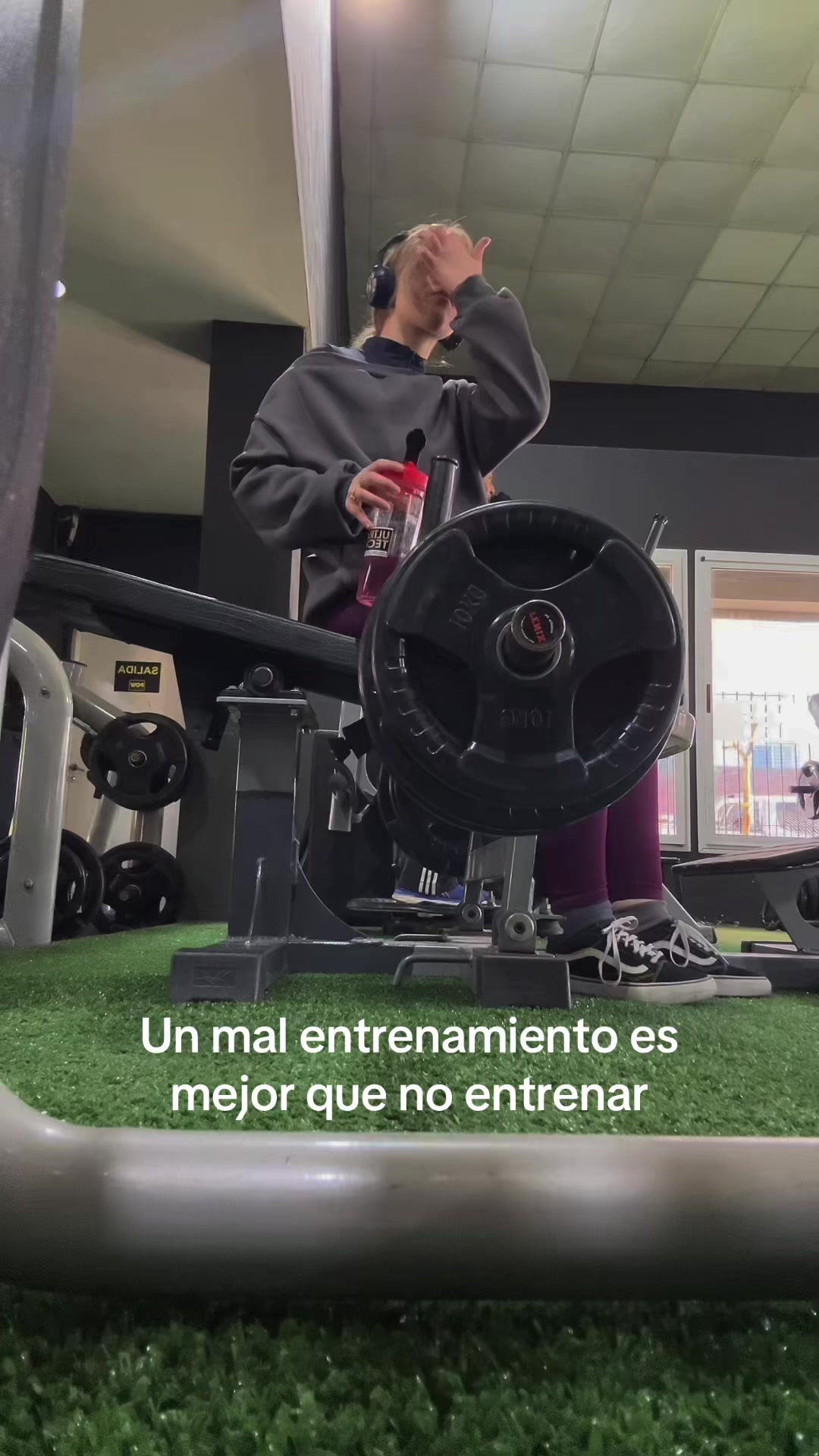 @moi