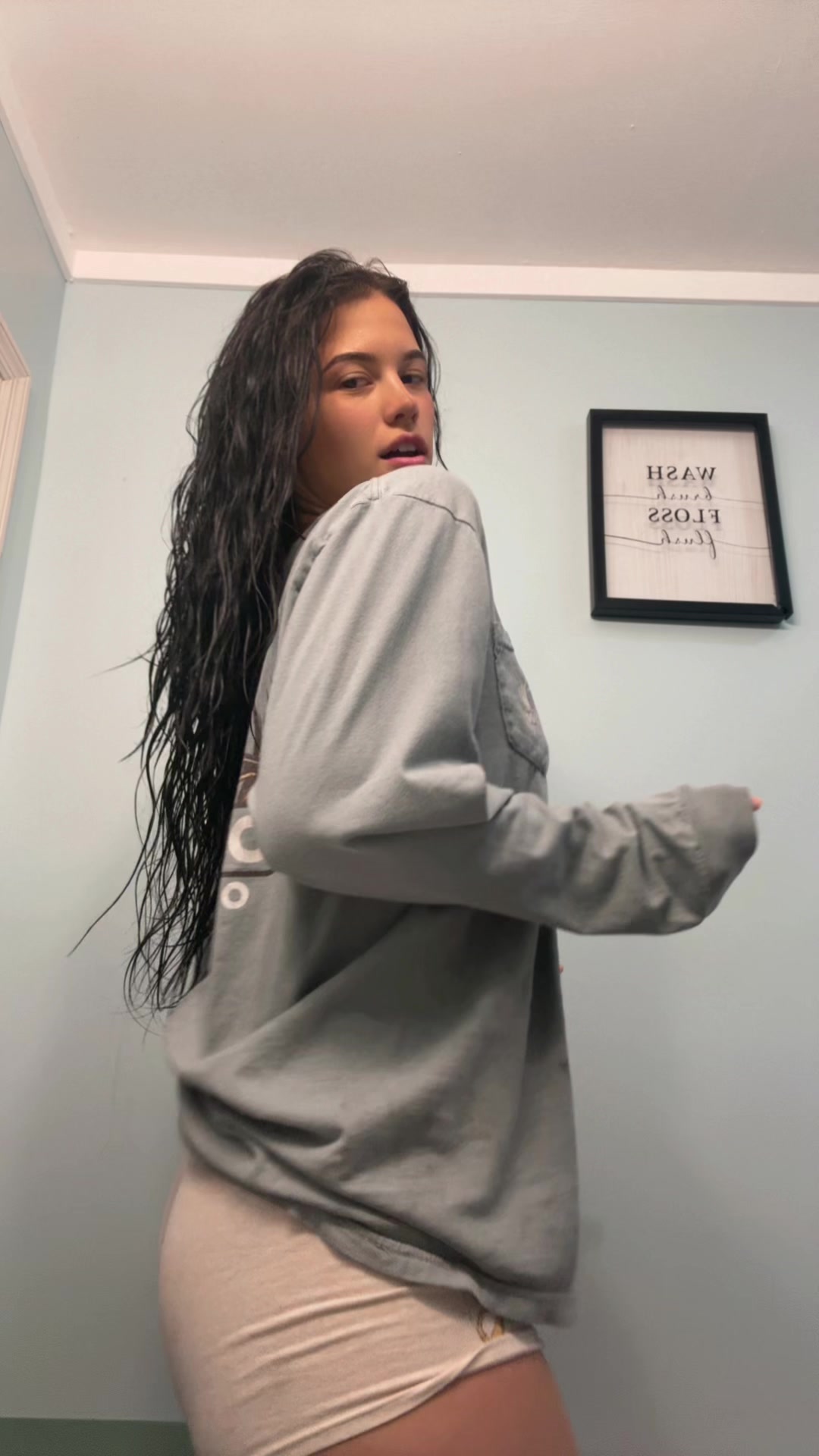 @lys.gregory