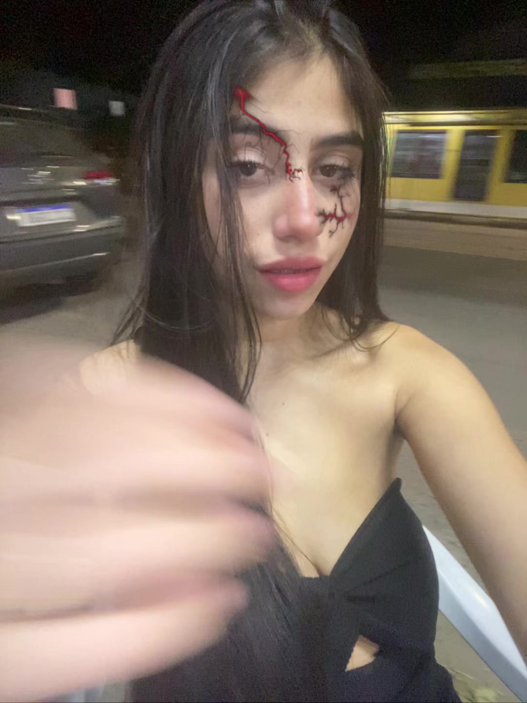 @taisinha_