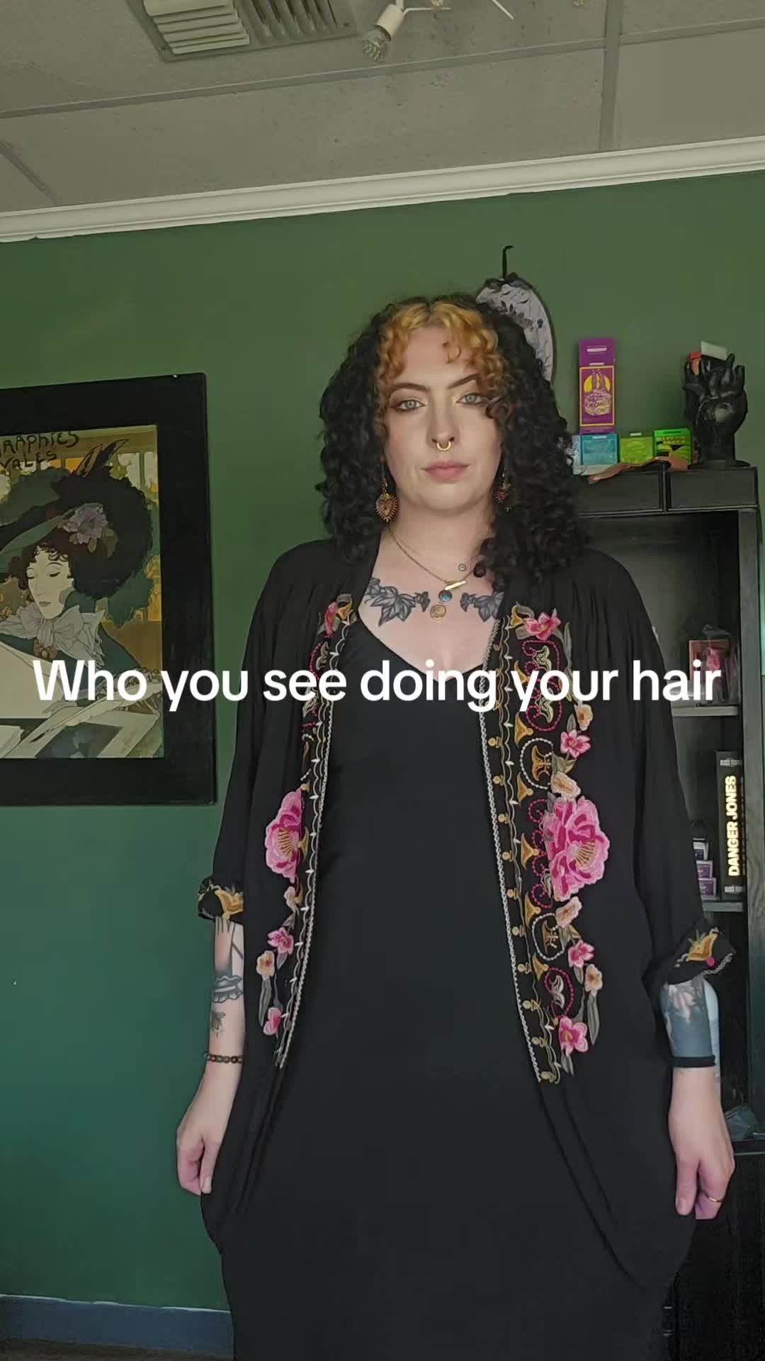 @lunar.sanctum.hair.co