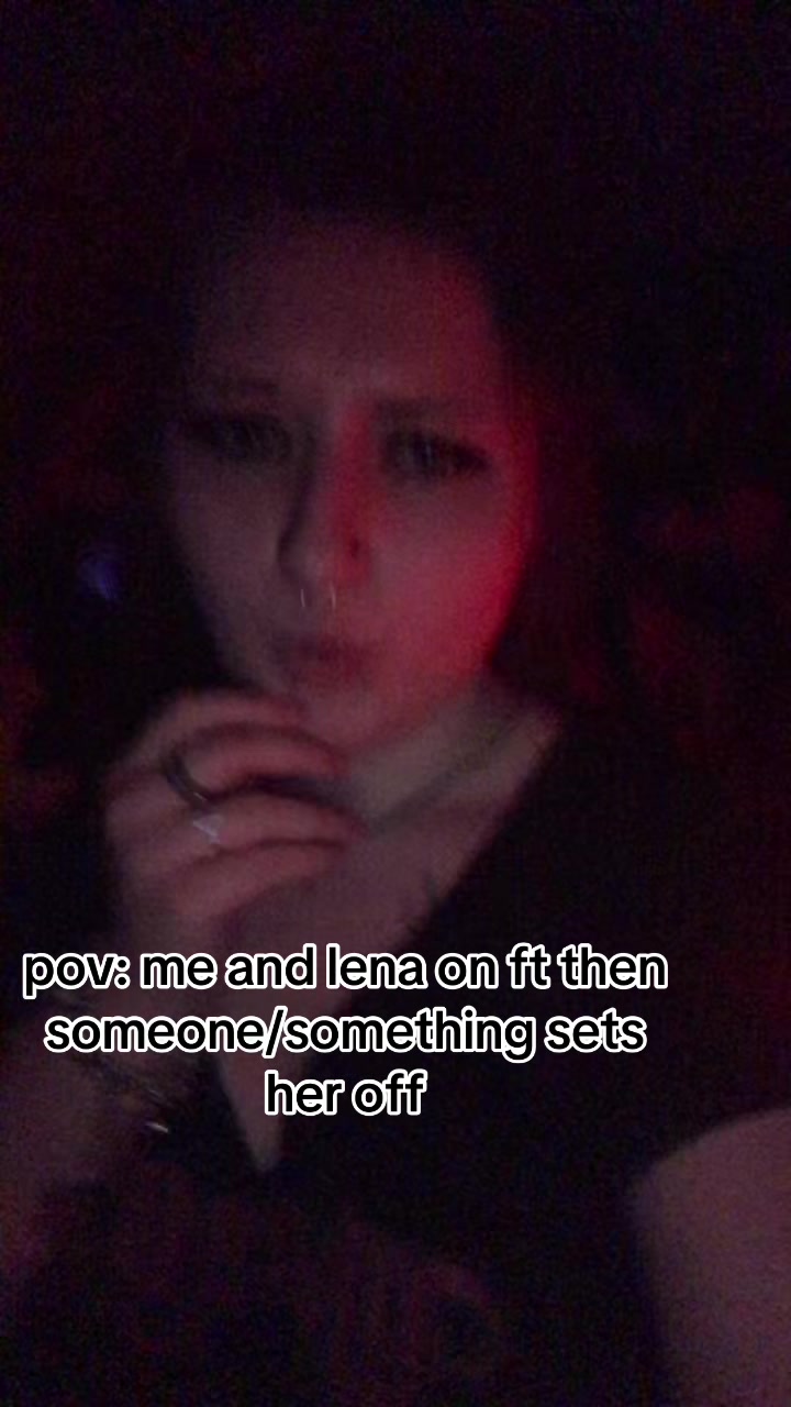 @🧛🏻&zwj;♀️𐕣 𝒜𝓃𝓃𝒶 𐕣🦇