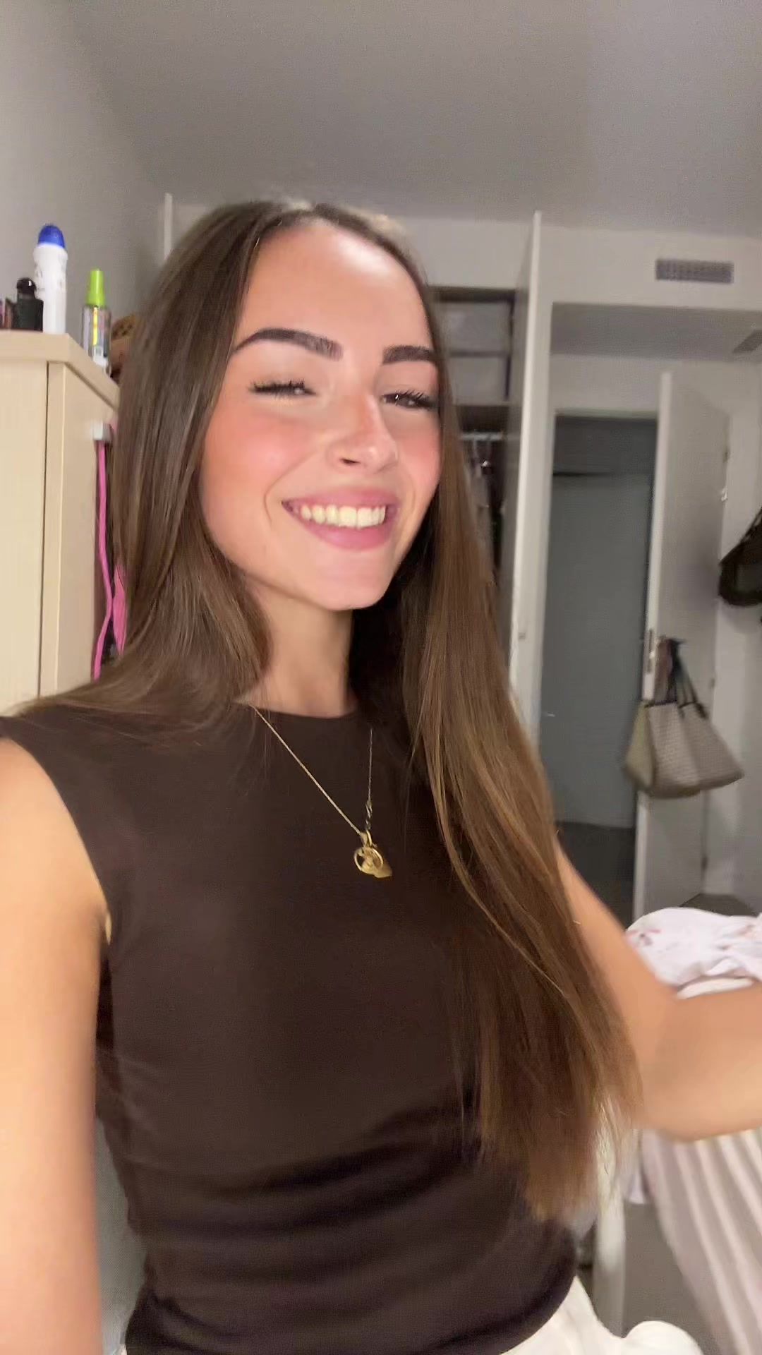 @núria