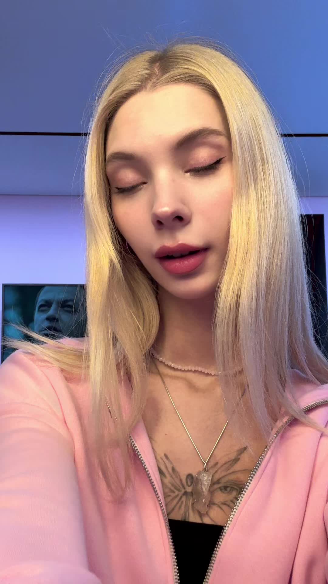 @Лера
