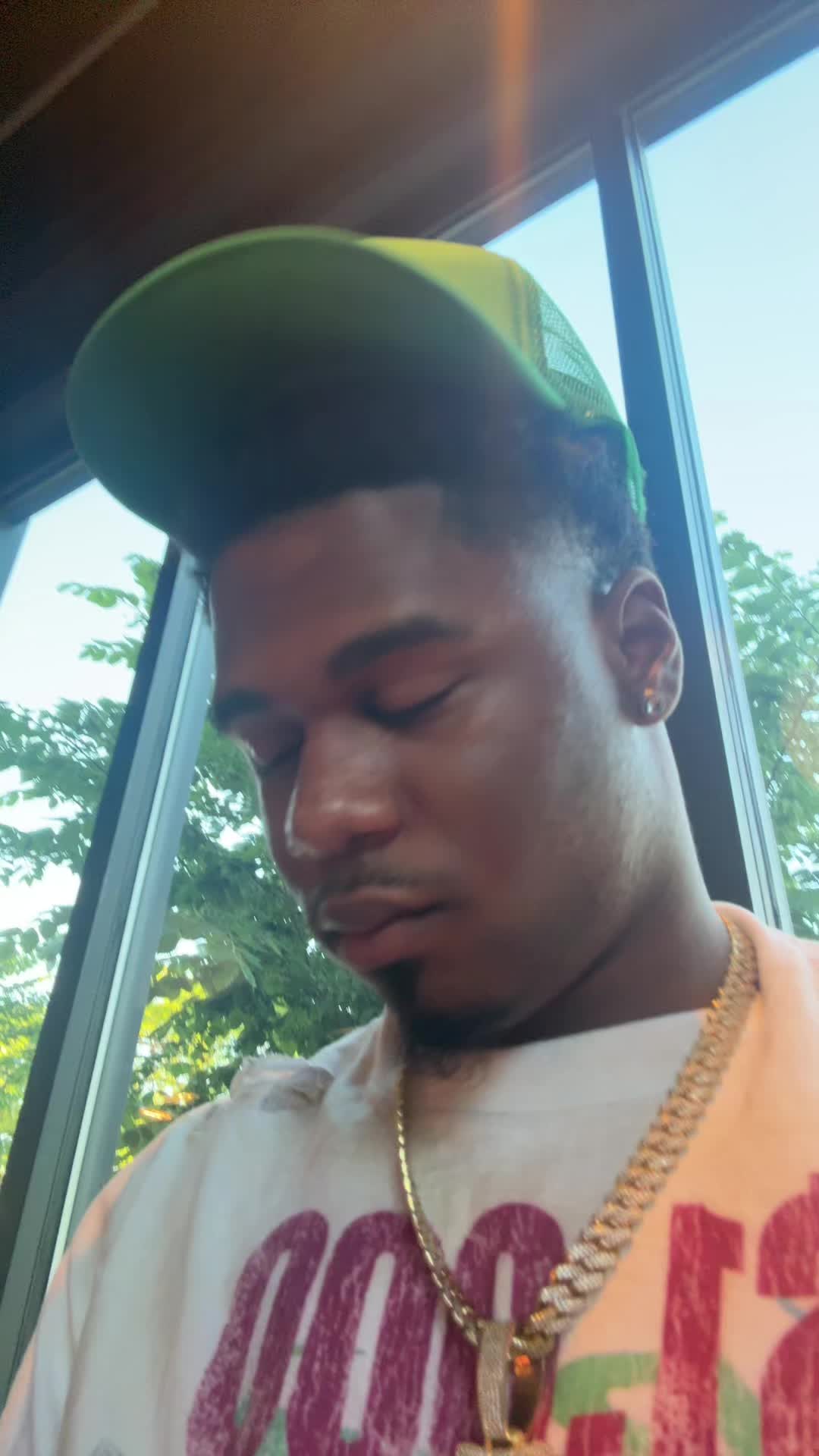 @Desean Logan-Russell🫢🫱🏾