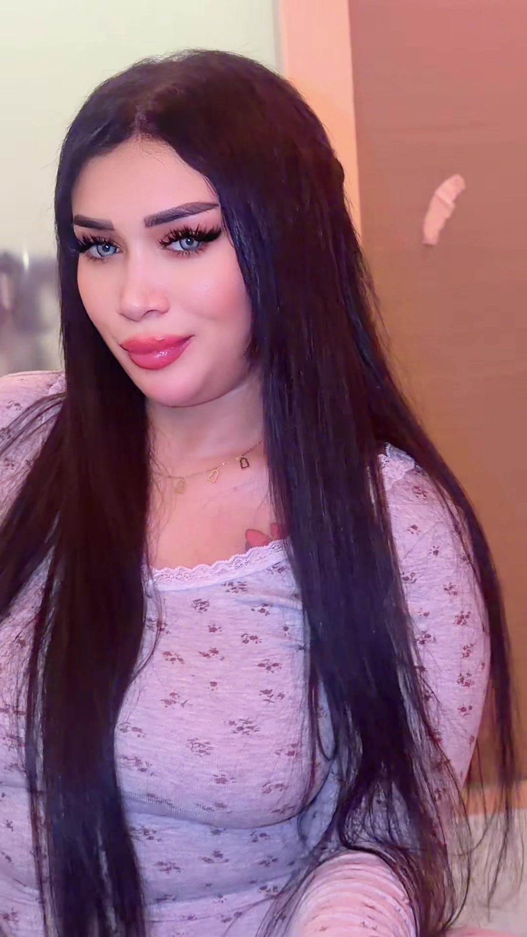 @Queen Samara๐ฆ