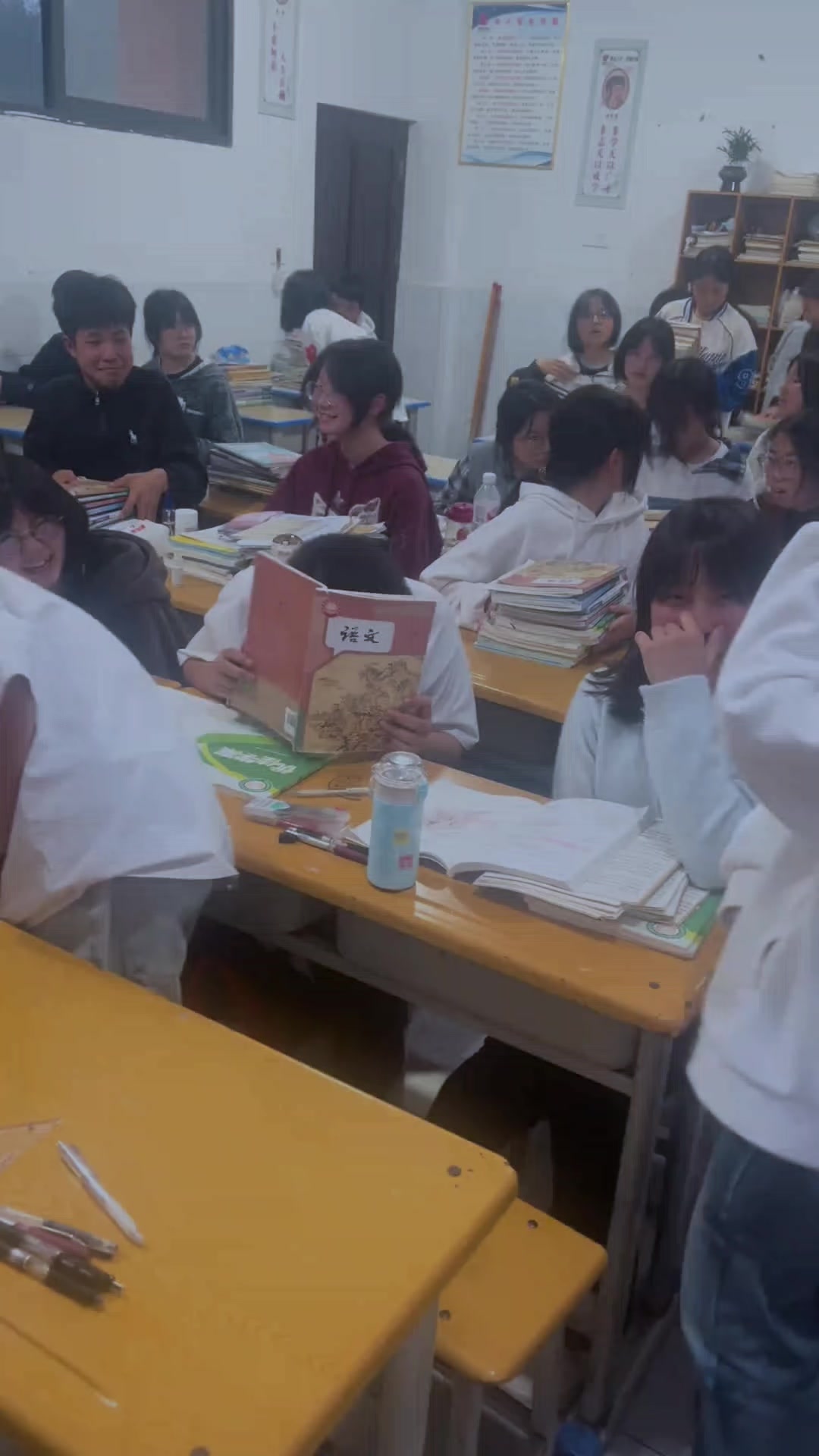 @Lì Yán(丽妍)