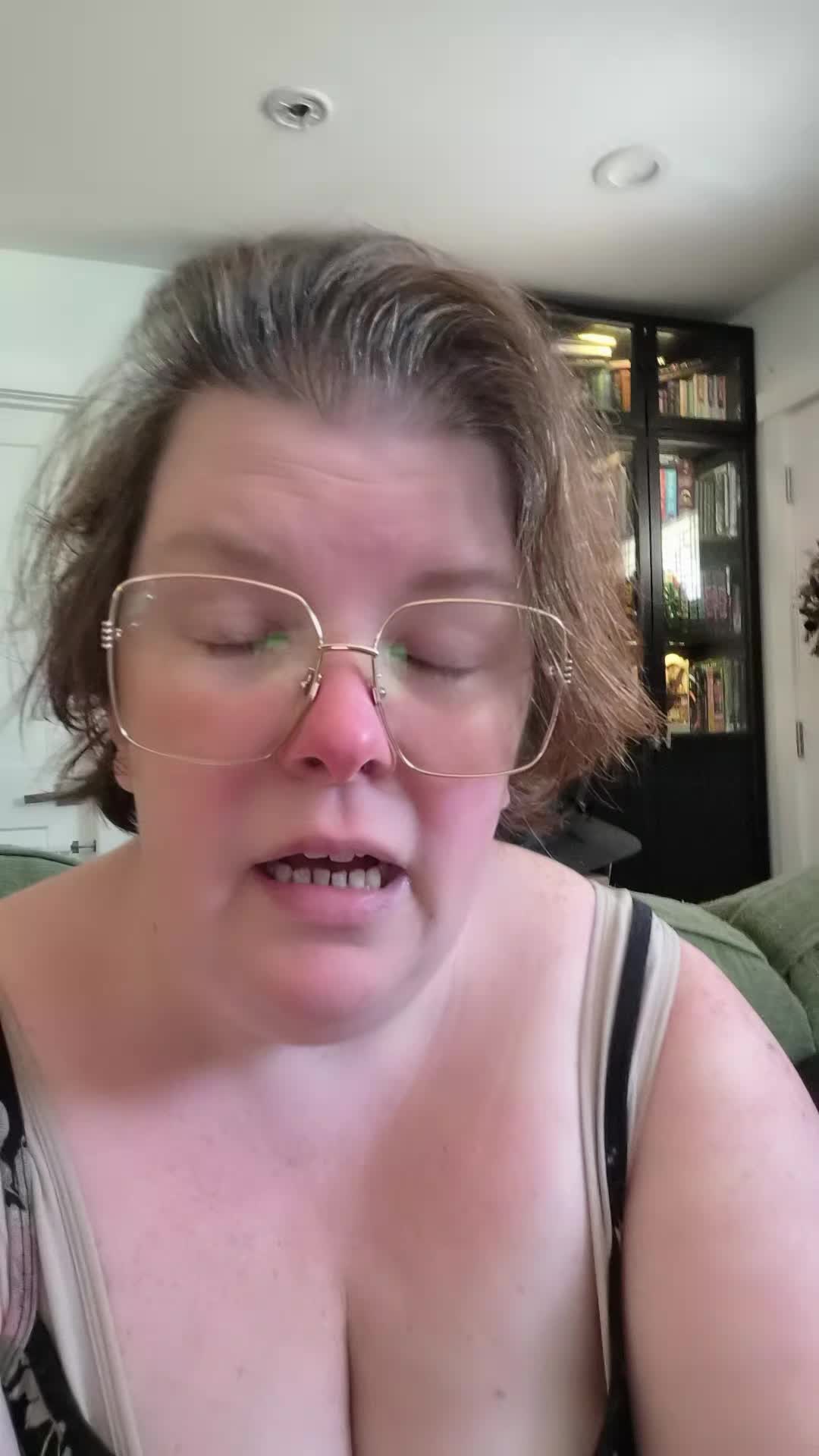 @Nealashitposts