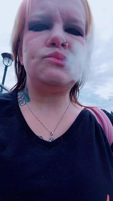 @(Madam.Rou)