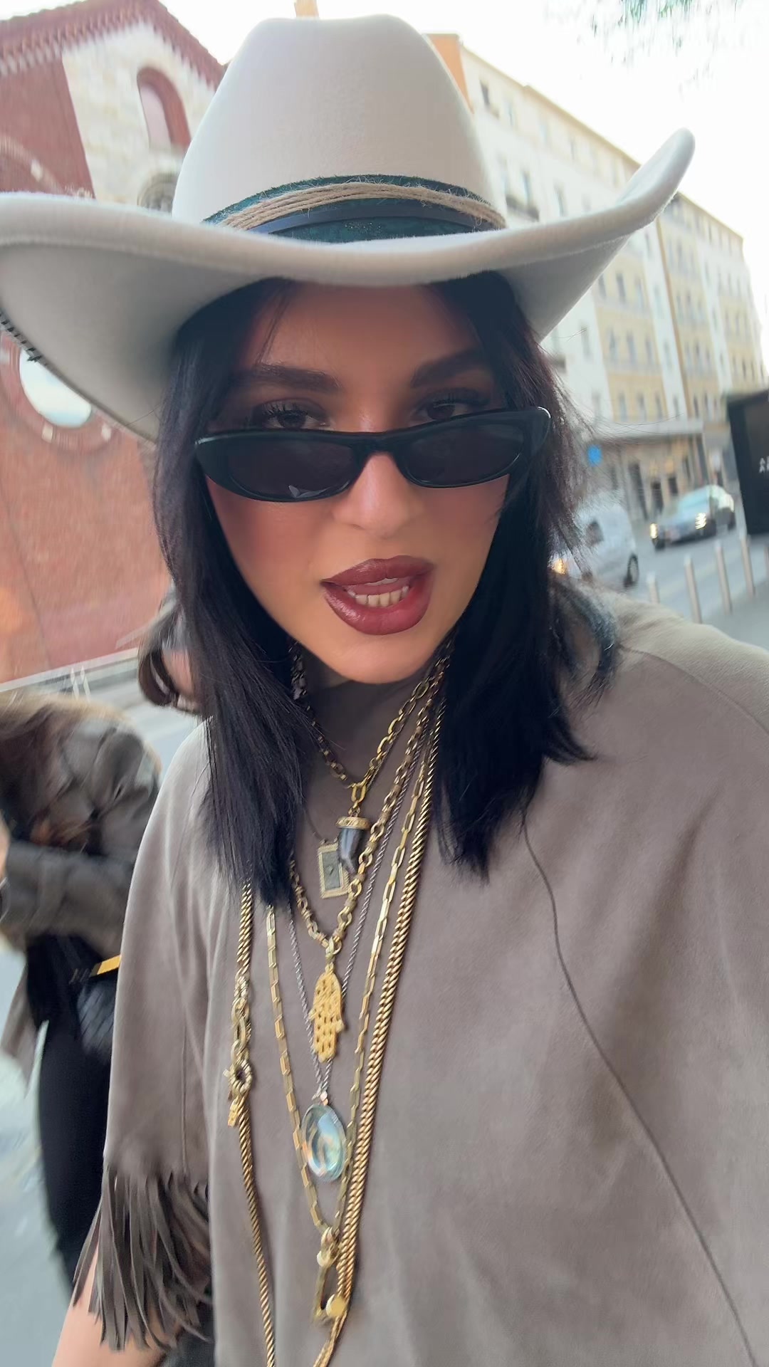@vuslatsonay