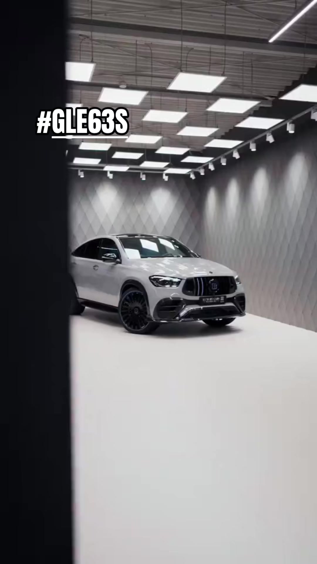 @M-beez☮️