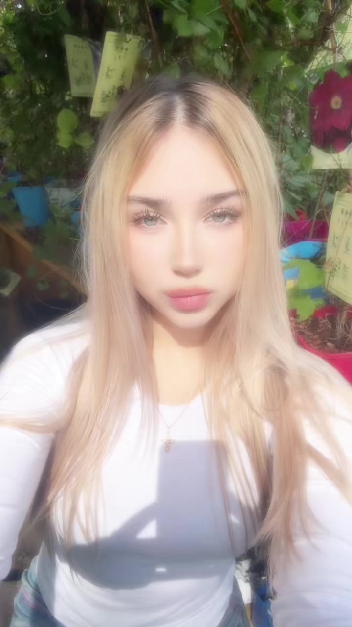 @ника бледная