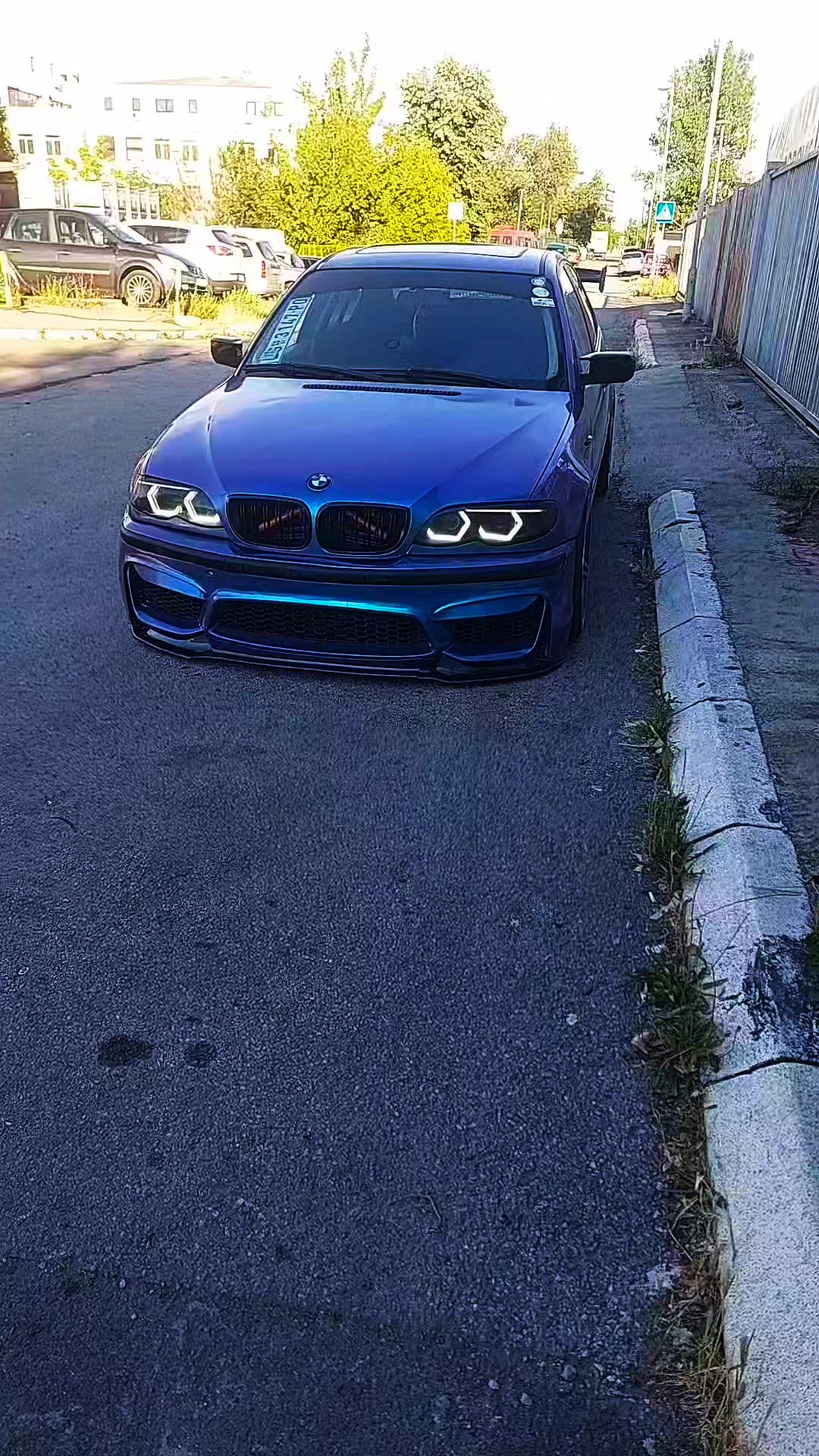 @Izi