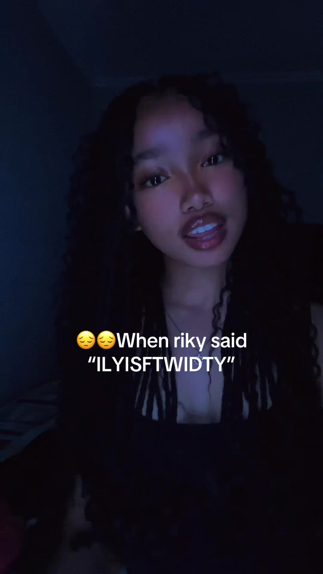 @🧎