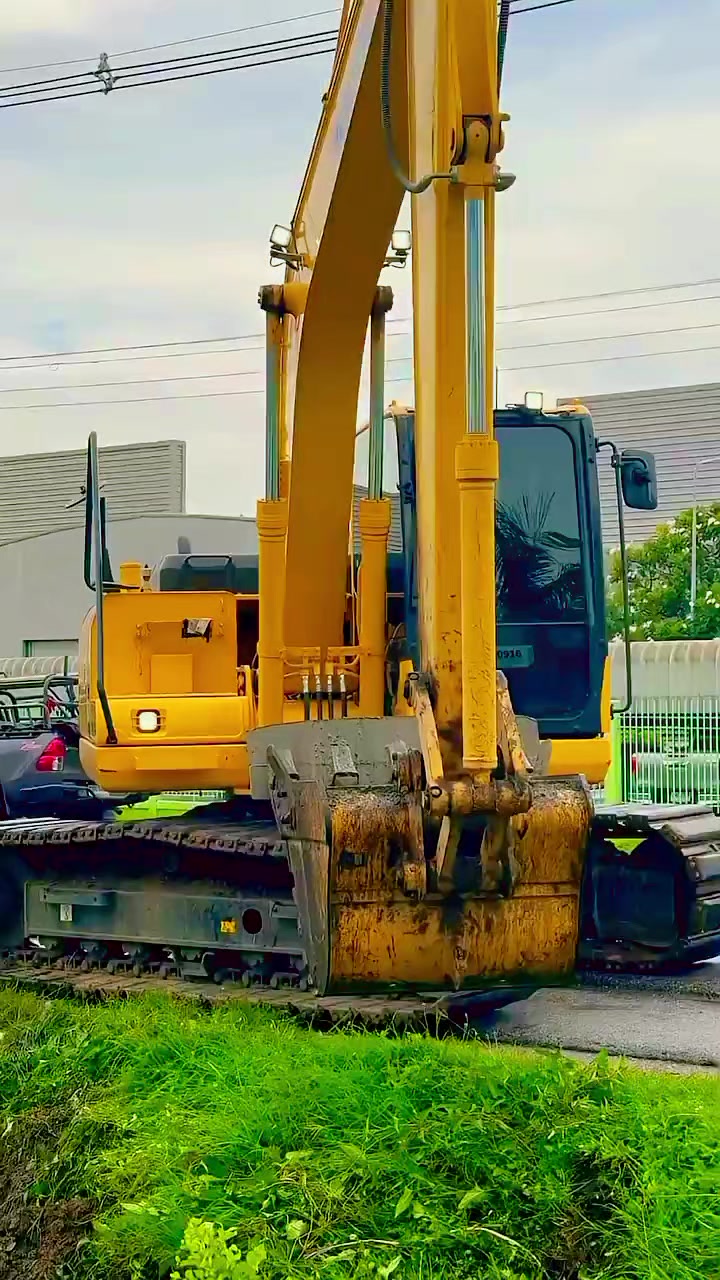 @Excavator operator Bangladesh