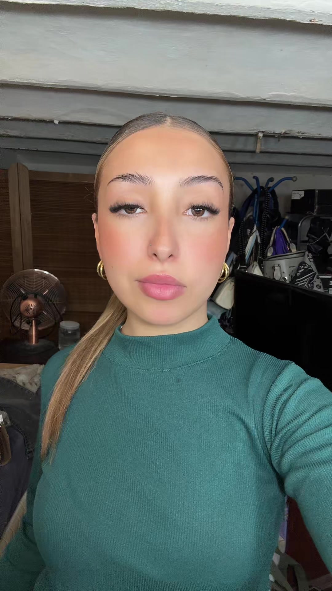 @👸🏼