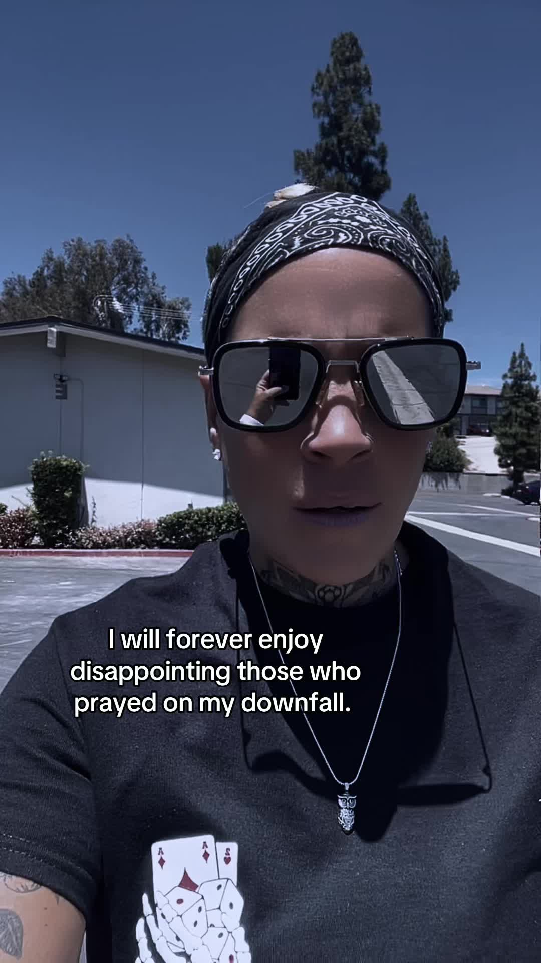 @Crazyauntchronicles