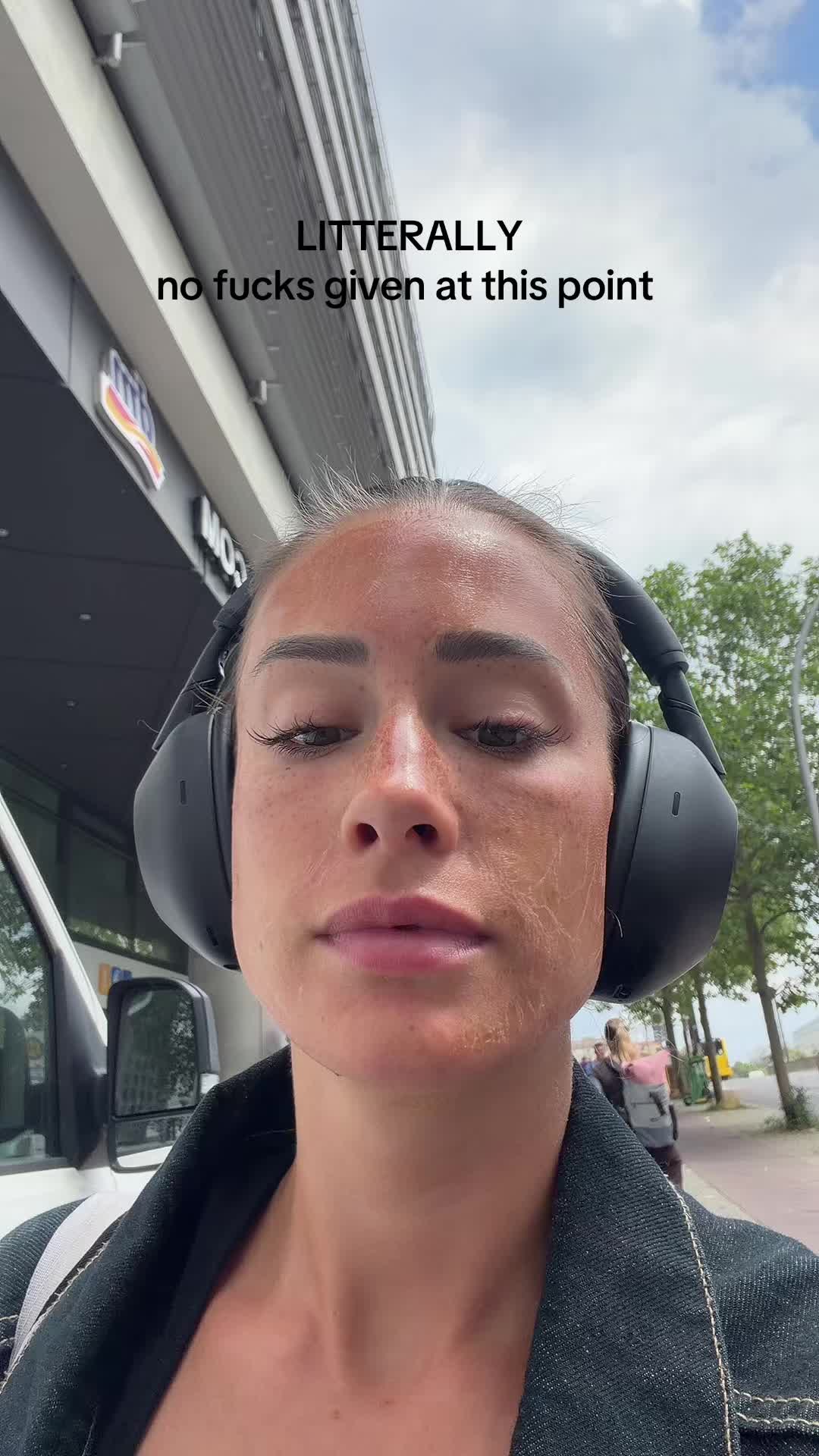 @Lena