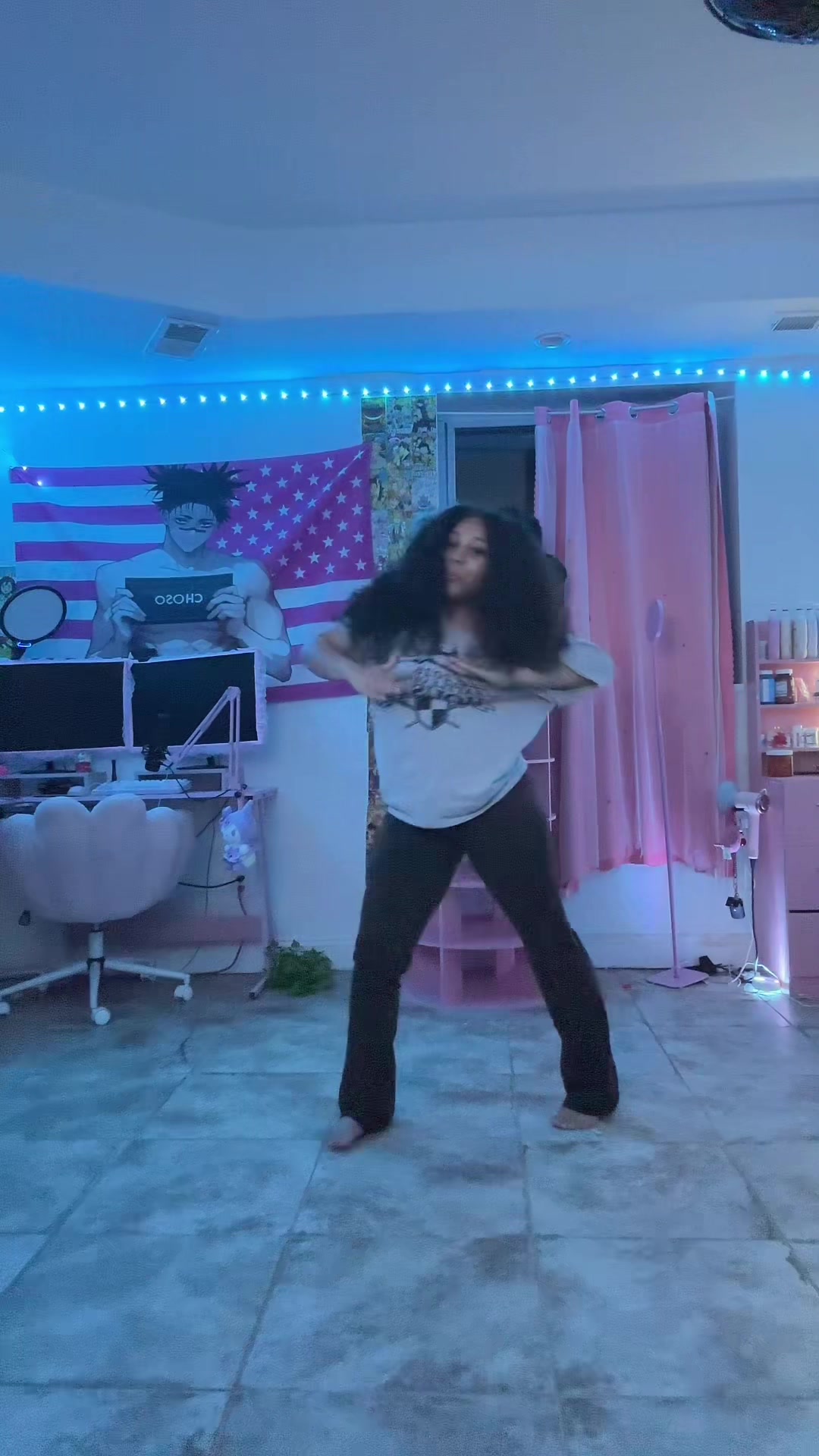 @pinkmia🎀🎧