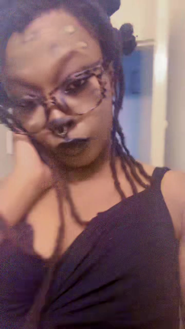 @ᵇʳᵉᵉᶻʸ🍃