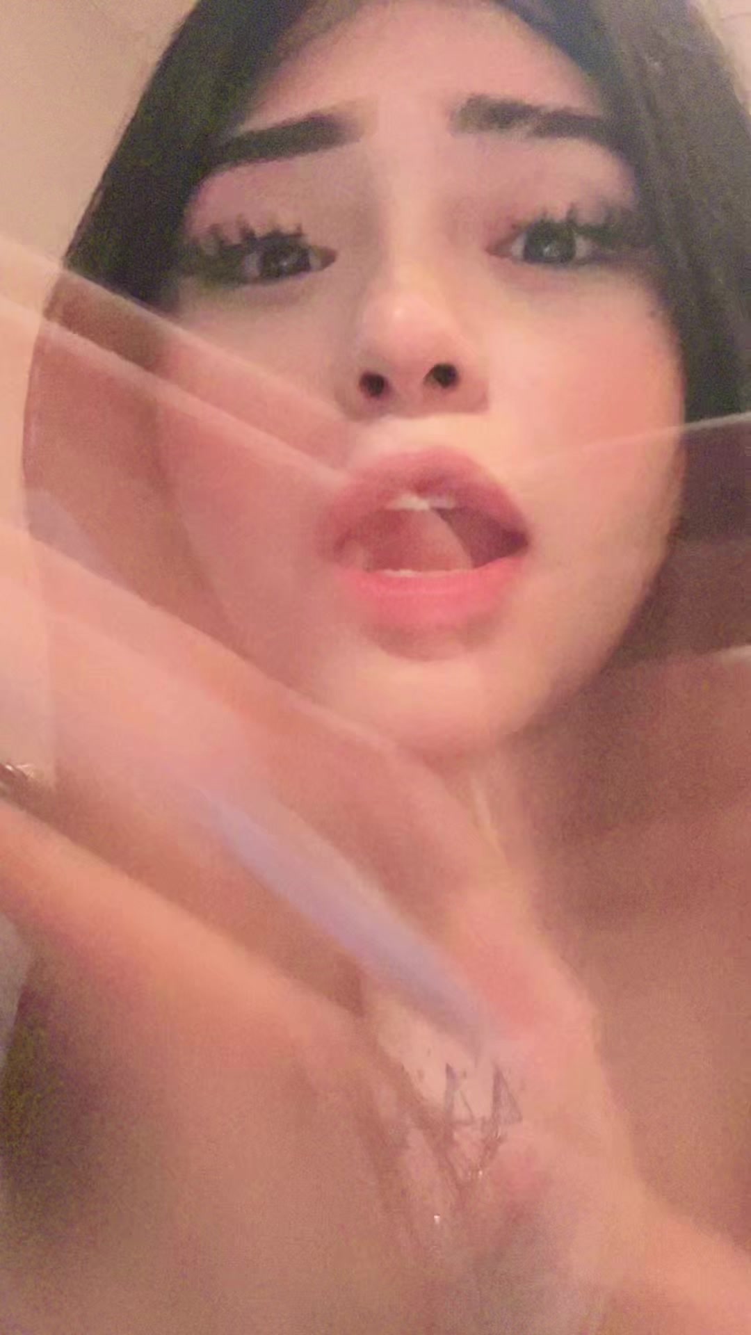 @𝐀𝐥𝐢𝐩𝐫𝐨 🍓