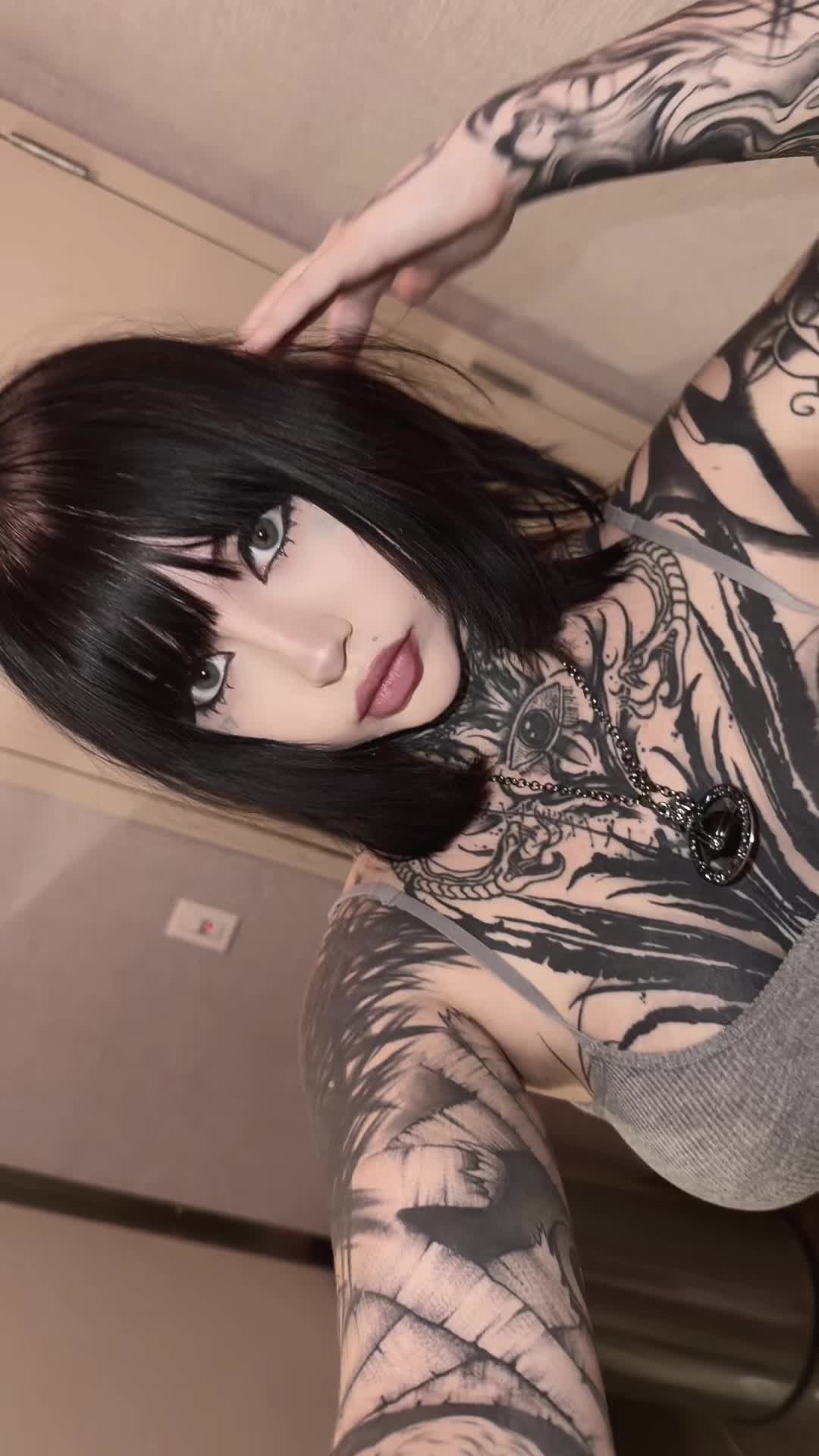 @mothertriplex