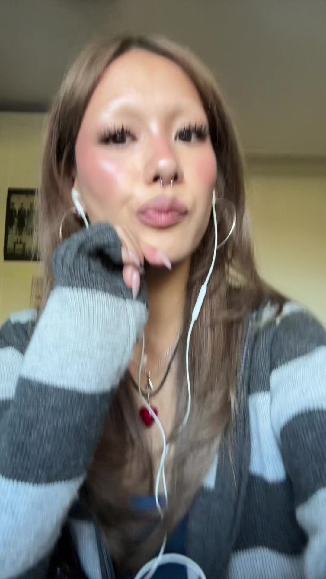 @Michelle ⋆.ೃ࿔*:・