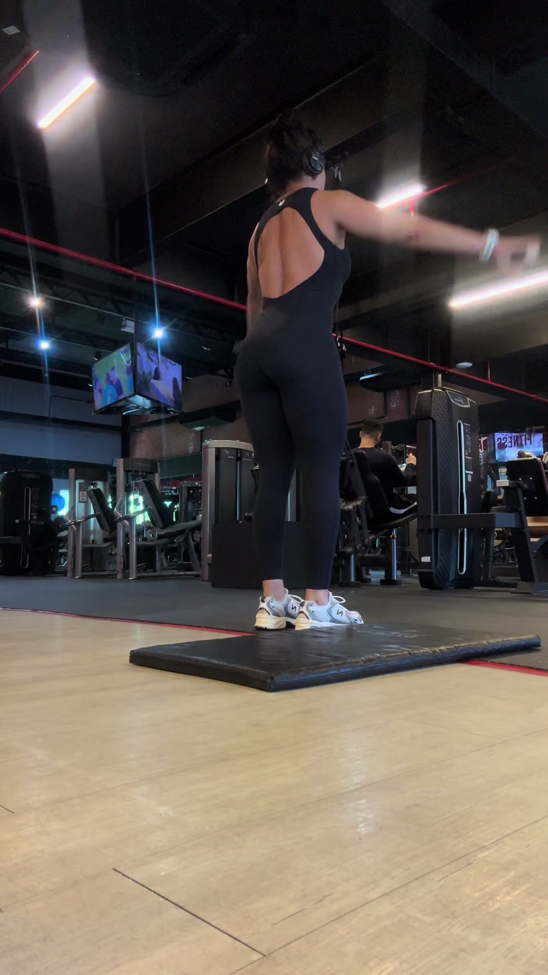 @Vládia 