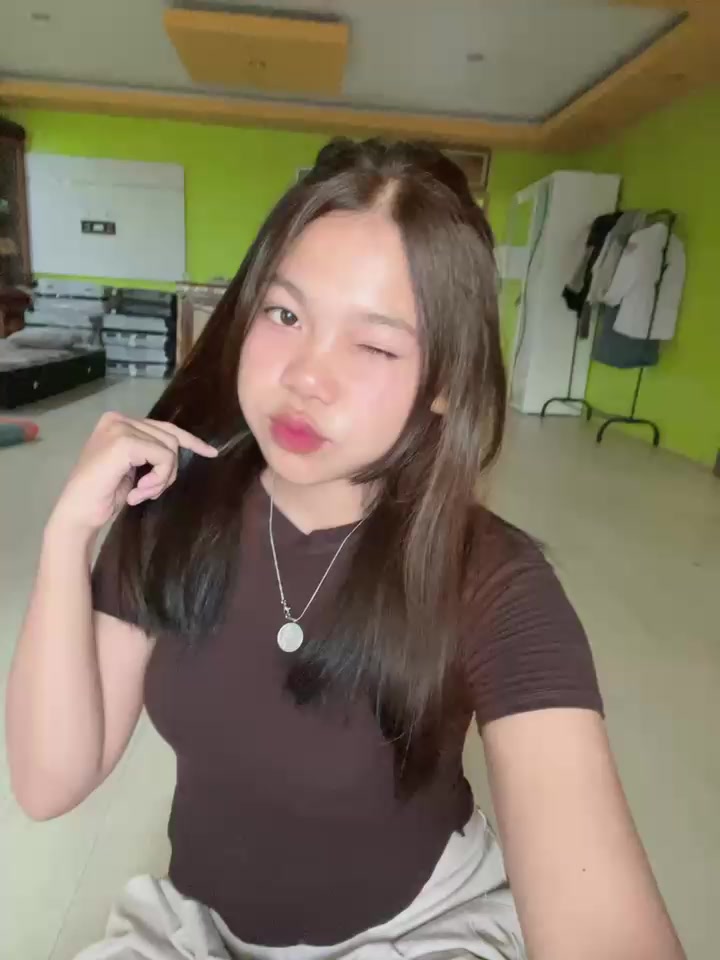 @yourrangell_