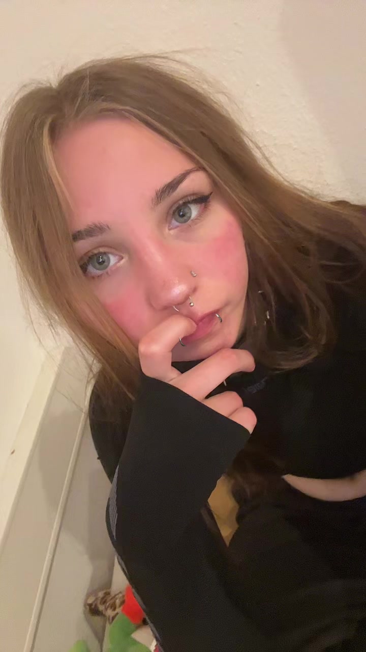 @𝓮𝓶𝓶𝓪 🎐💞