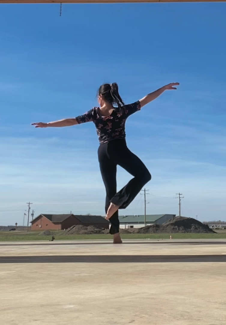 @alexis.bodylanguage