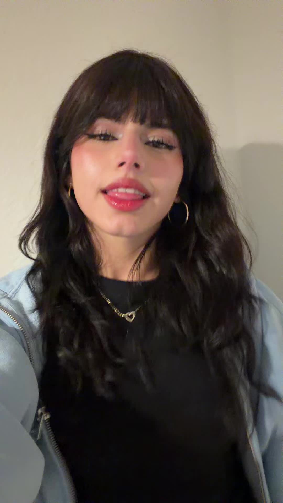 @Valeriaaa 𖤐