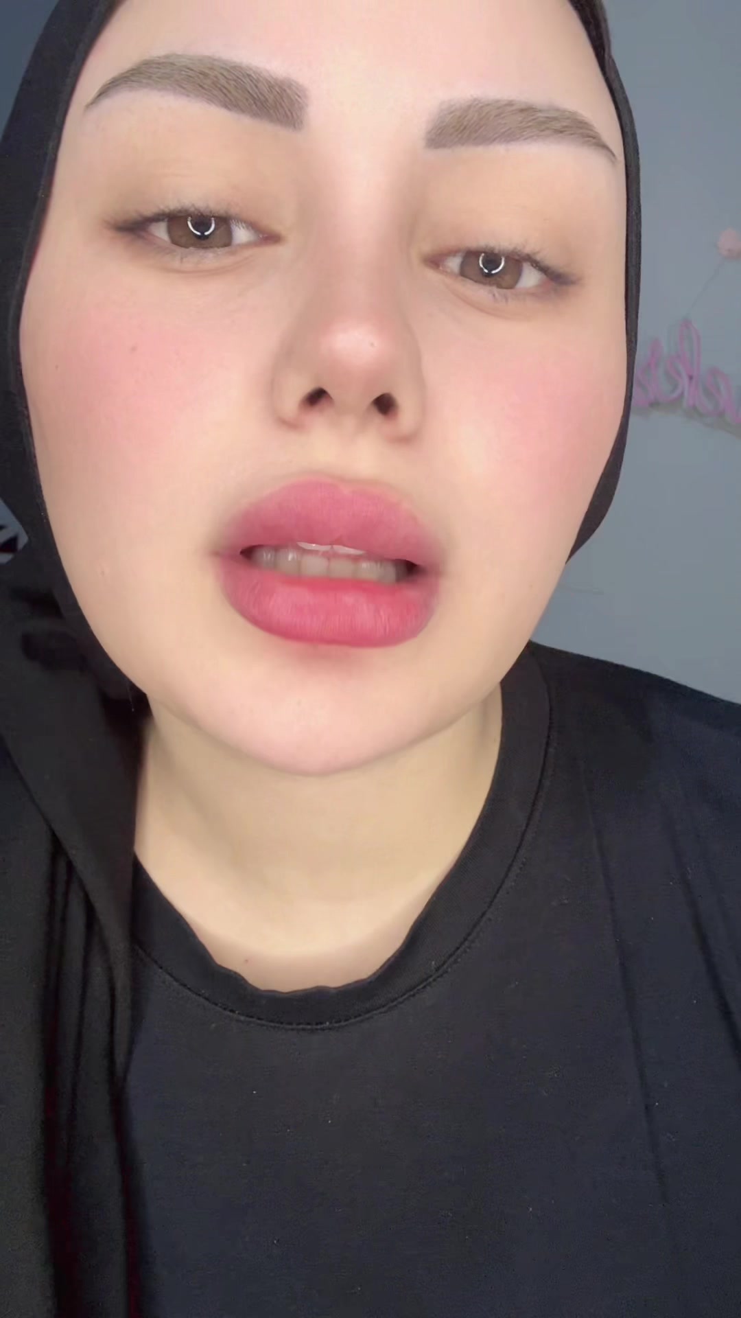 @meneksee__