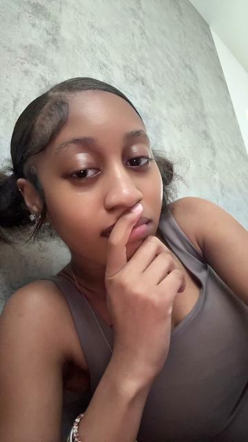 @NIA SIMONE