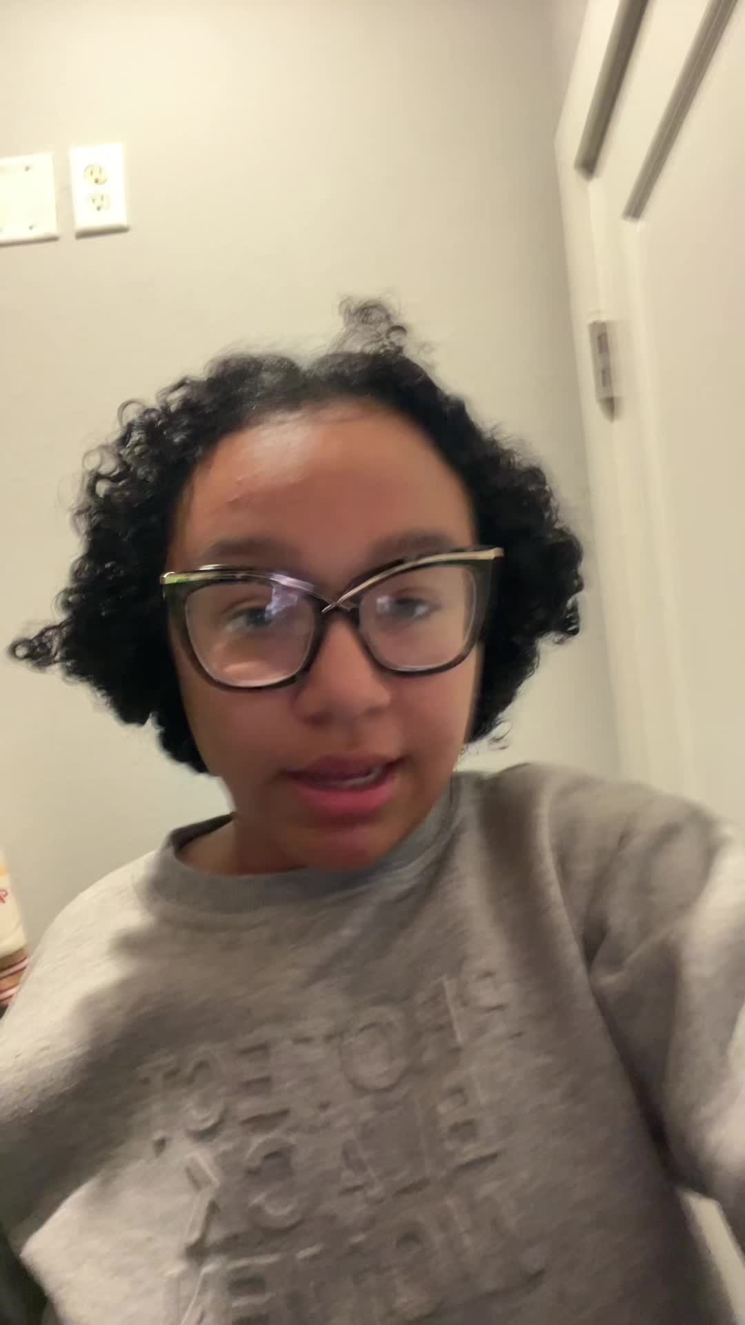 @notcaileneasely