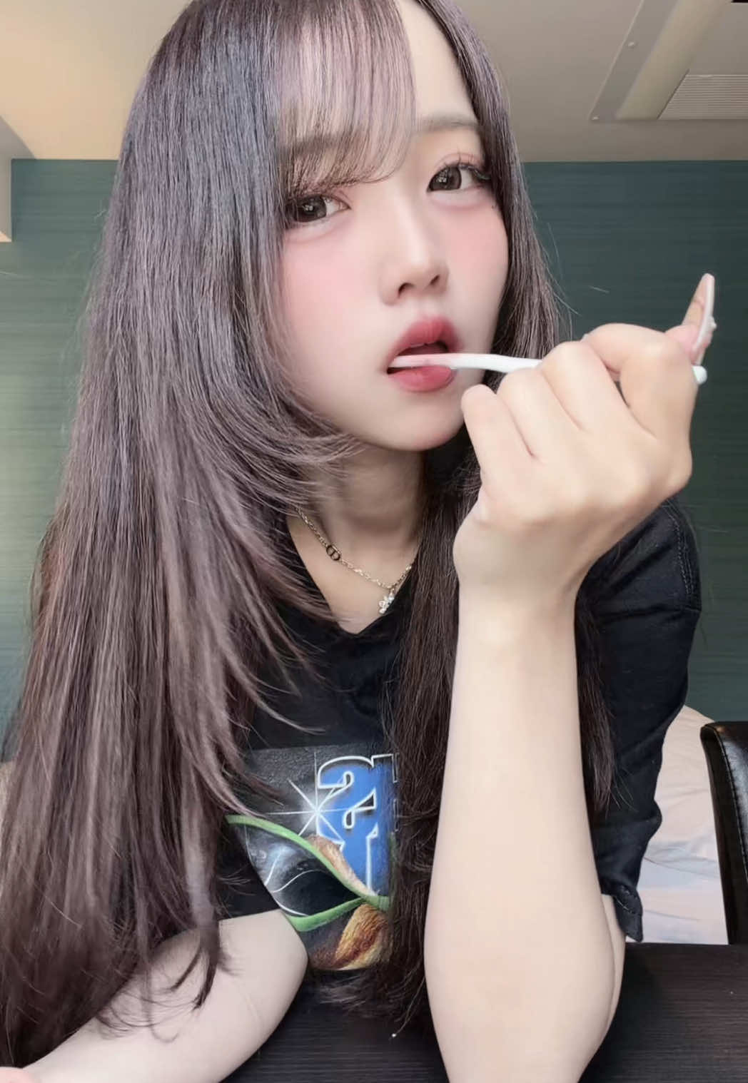 @えま