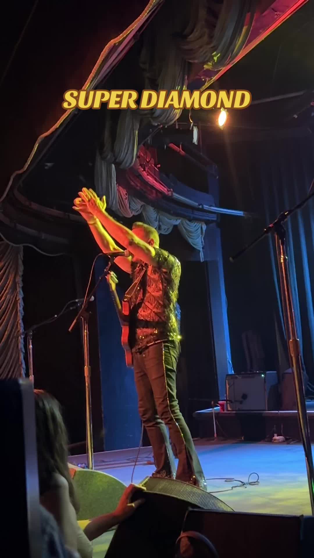 @gurlattherocksho 💙