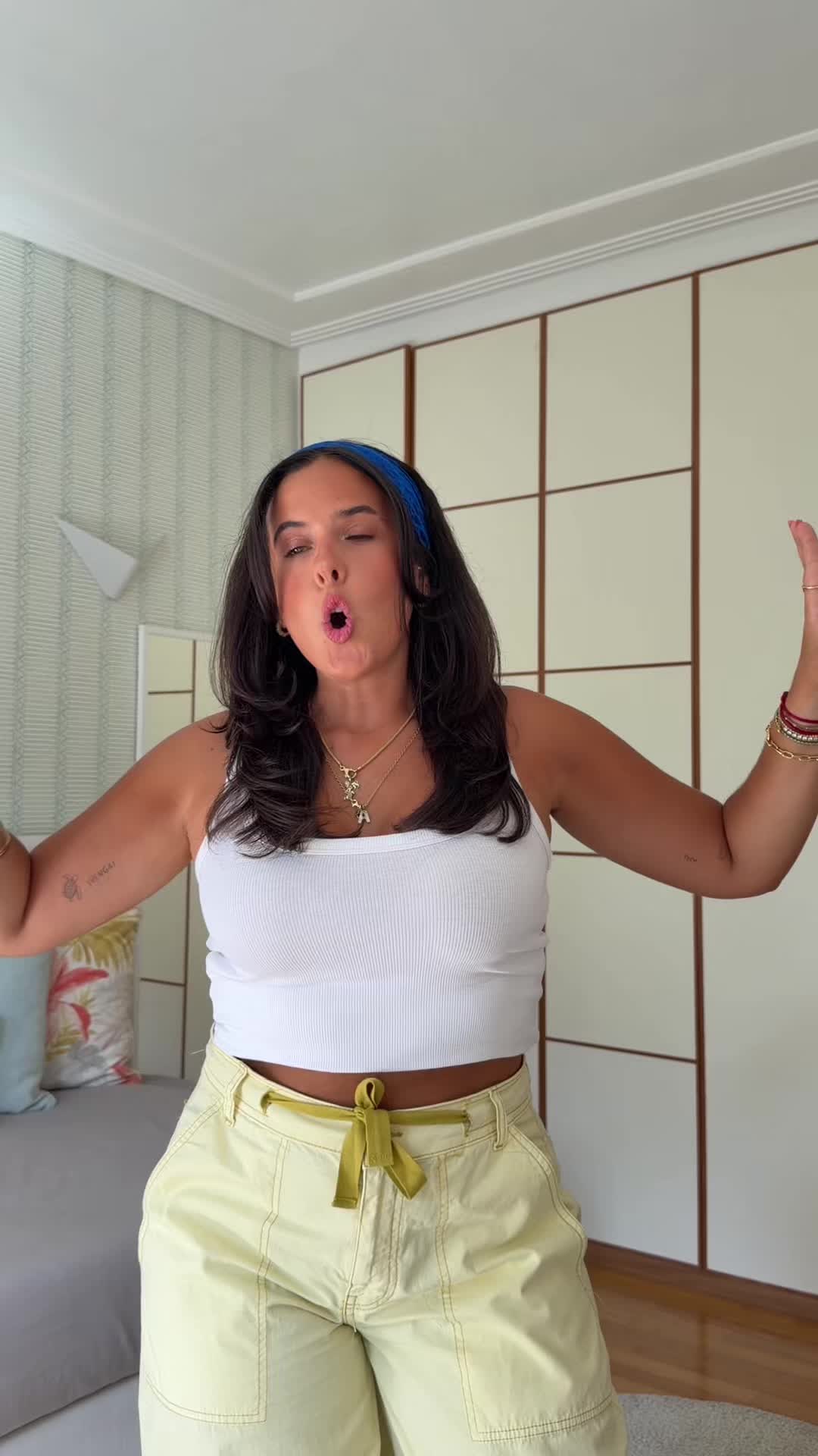 @nenas teixeira