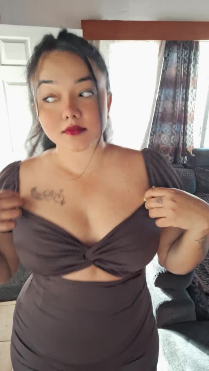 @Sharon_Raj🔥