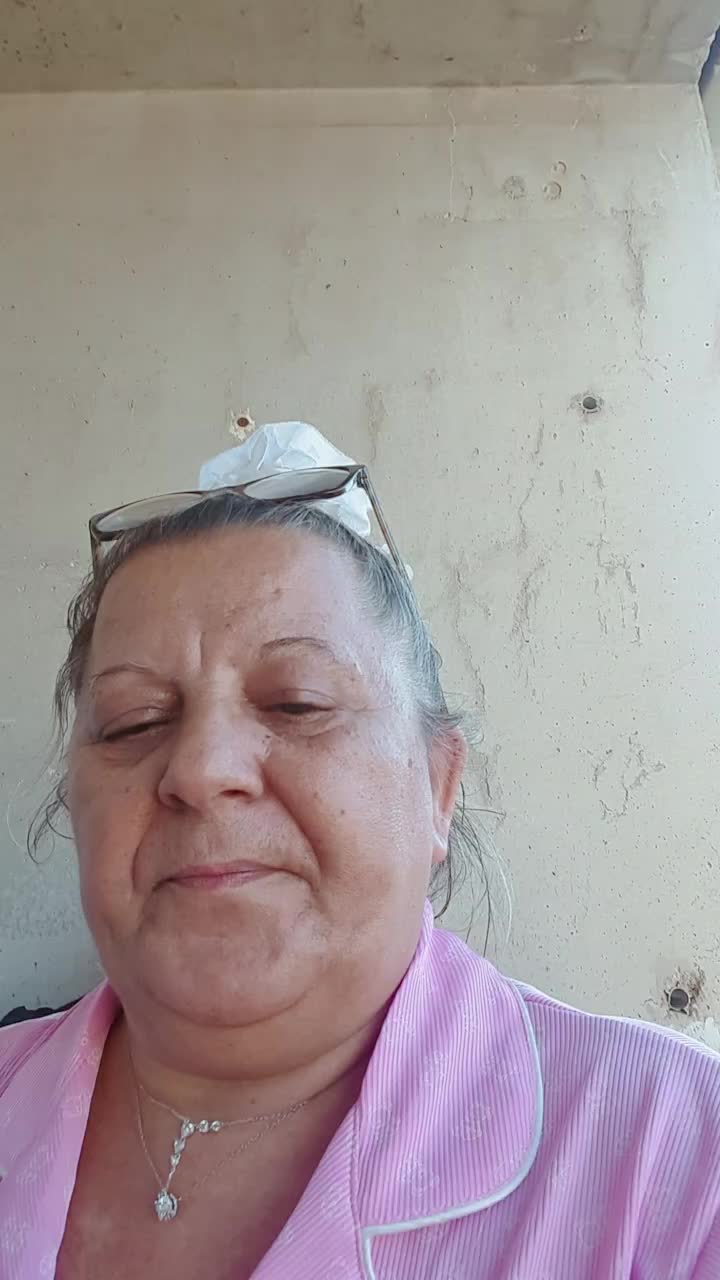 @angela bella bionda pazzerella