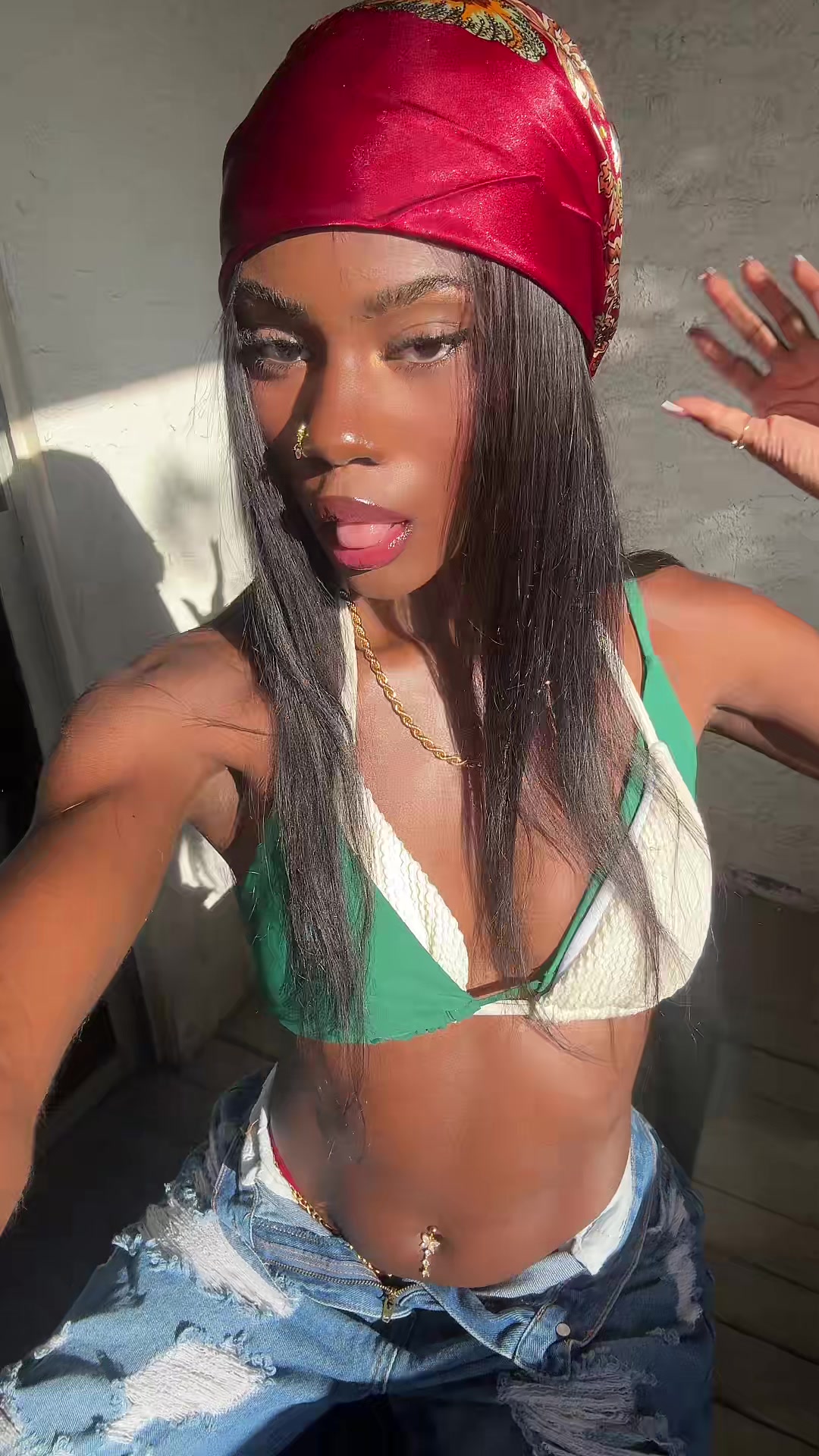 @taleisej